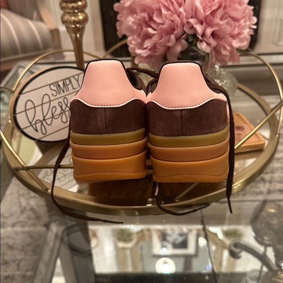 🆕 Adidas Gazelle Platform Brown with Pink Stripes BRAND NEW NO BOX US WOMANS 8 - Picture 4 of 6